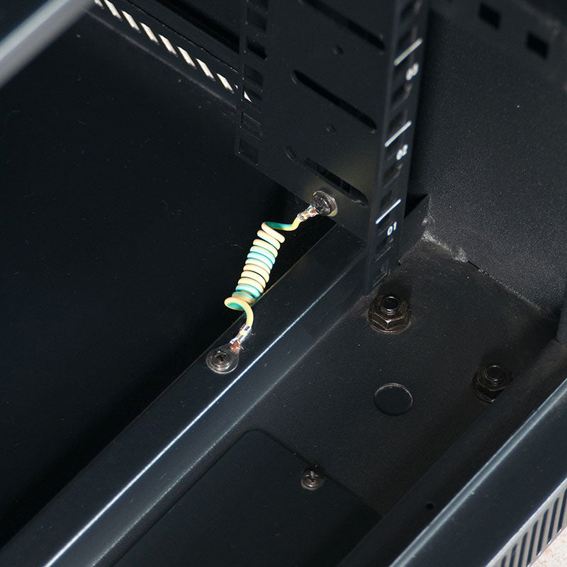 Serveredge 42RU 600mm Wide & 1000mm Deep Fully Assembled Free Standing Server Cabinet