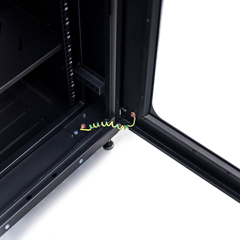 Serveredge 18RU 600mm Wide & 600mm Deep Fully Assembled Free Standing Server Cabinet